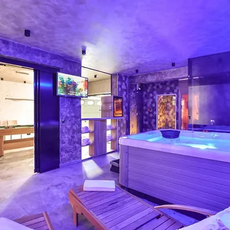 Exclusive Holiday Apartments&rooms Ξενοδοχείο με διαμερίσματα