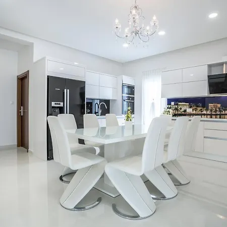 Exclusive Holiday Apartments&rooms Σπλιτ